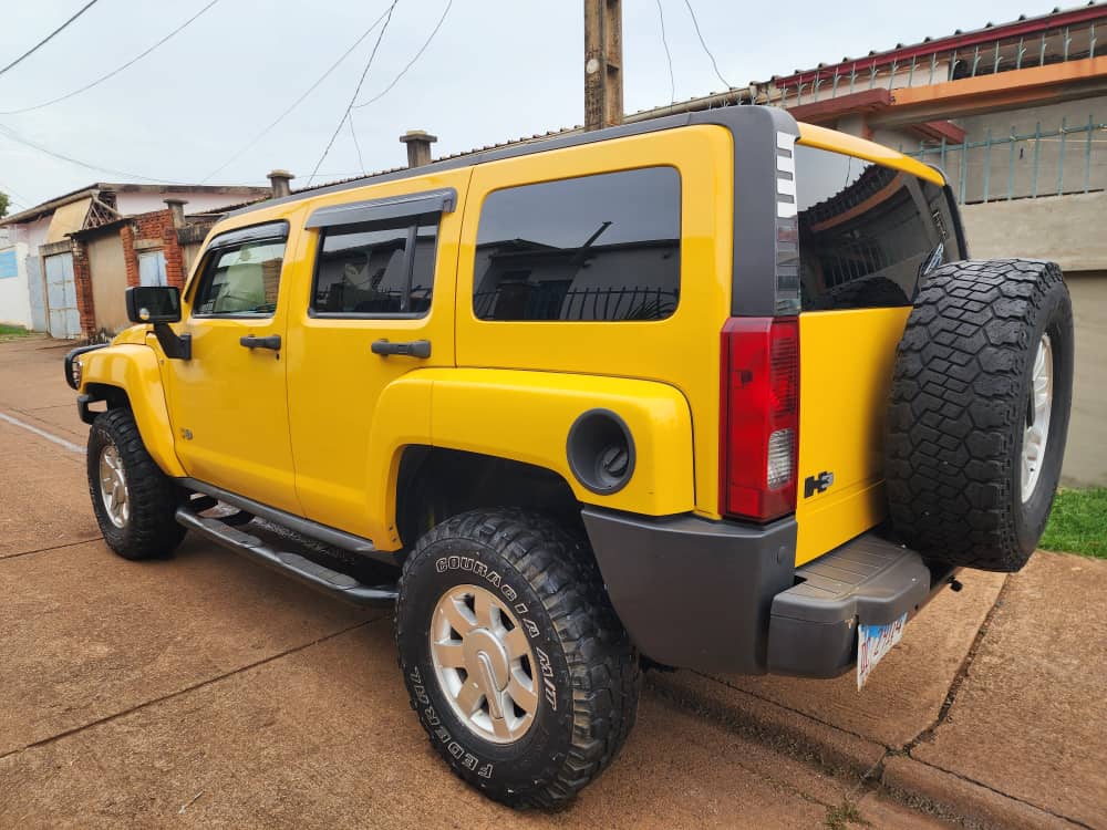 HUMMER 