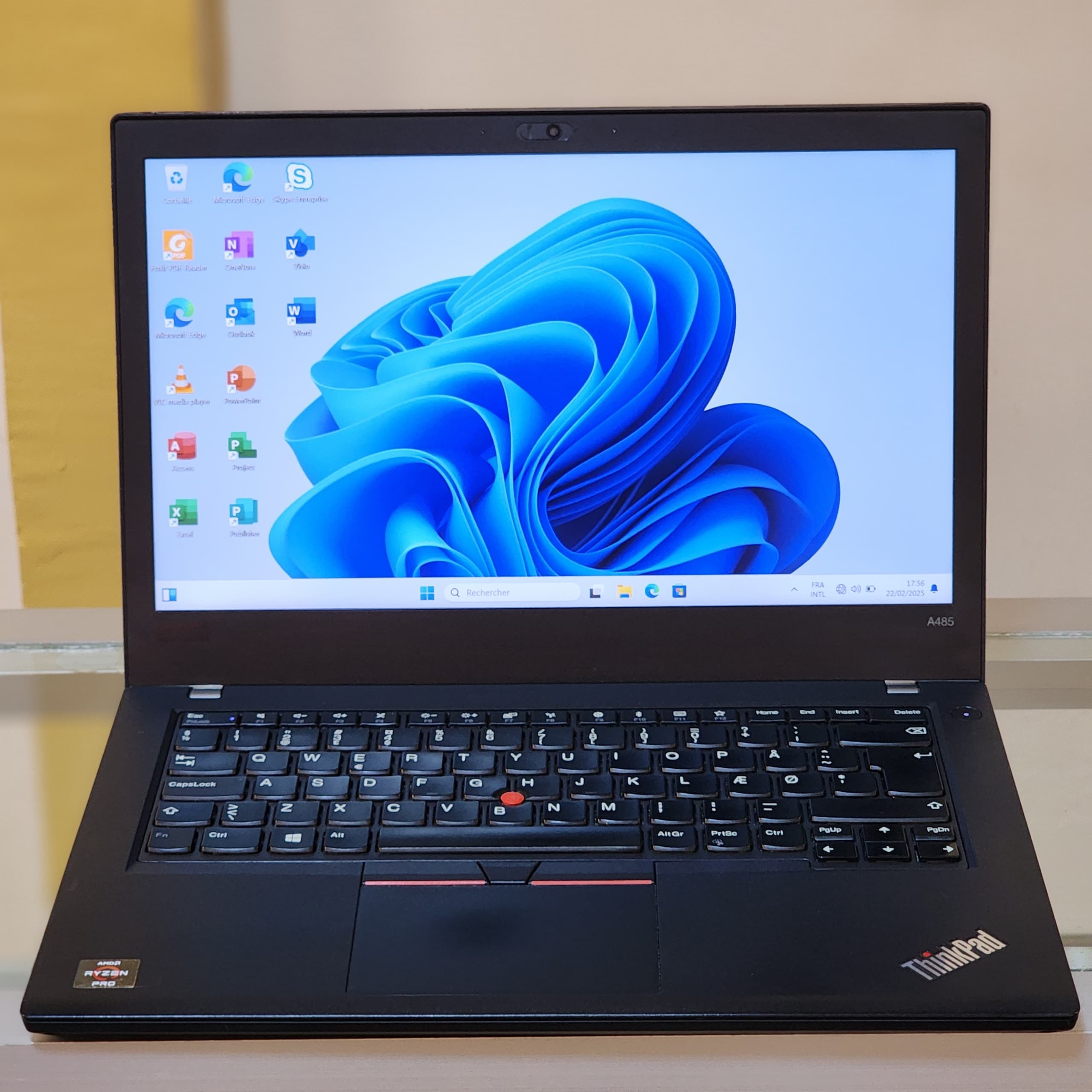 ORDINATEURS LENOVO A485 RYZEN 5PRO